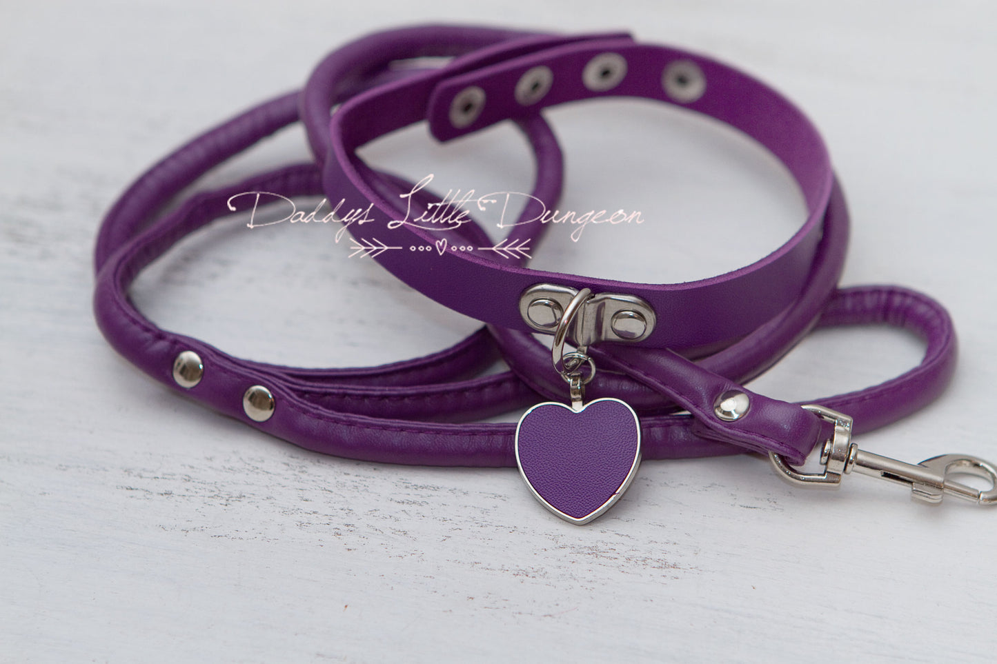 Purple Heart Charm Bondage Collar & Leash Set