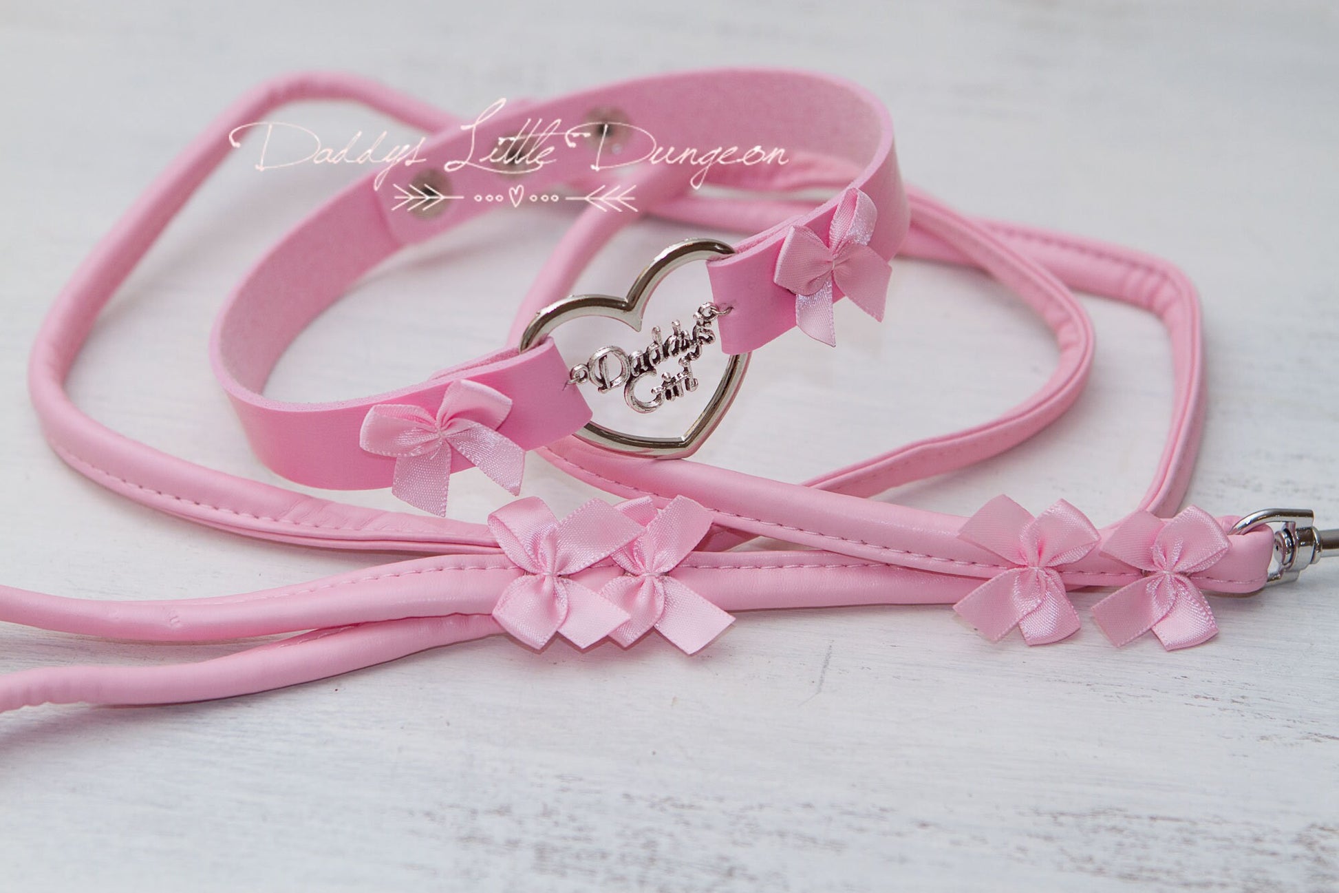 DDLG Pretty Pink Daddys Girl Charm BDSM Bondage Collar & Leash Set with Satin Bows