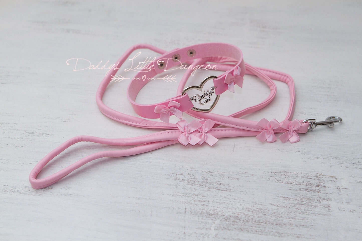 DDLG Pretty Pink Daddys Girl Charm BDSM Bondage Collar & Leash Set with Satin Bows